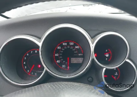 2008 Pontiac Vibe z USA, uszkodzony, nr VIN 5Y2SL678X8Z422119